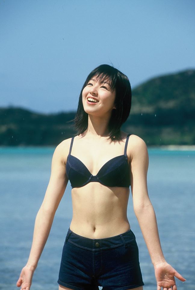 他花5元買二手底片 沖洗後驚見20張「寫真女偶像」的火辣照片…網:太幸運了!% 照片 他花5元買二手底片 沖洗後驚見20張「寫真女偶像」的火辣照片…網:太幸運了!
