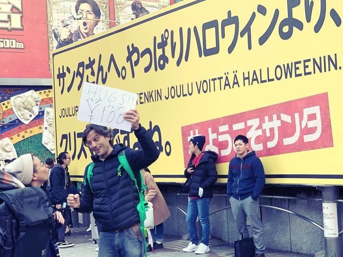 網爆外國背包客「特愛來亞洲」騙吃騙喝 賣照片、免費擁抱其實都是「專業詐騙」% 照片 網爆外國背包客「特愛來亞洲」騙吃騙喝 賣照片、免費擁抱其實都是「專業詐騙」