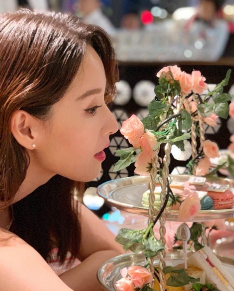 還記得《不能說的秘密》的晴依嗎?曾愷玹曬「超凍齡近照」震驚全網:完全不科學!% 照片 還記得《不能說的秘密》的晴依嗎?曾愷玹曬「超凍齡近照」震驚全網:完全不科學!
